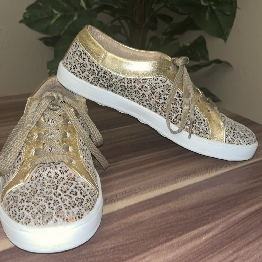 Cofi Tina Cheetah sneakers. - Picture 2 of 9